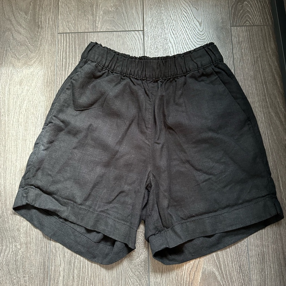 Black linen shorts